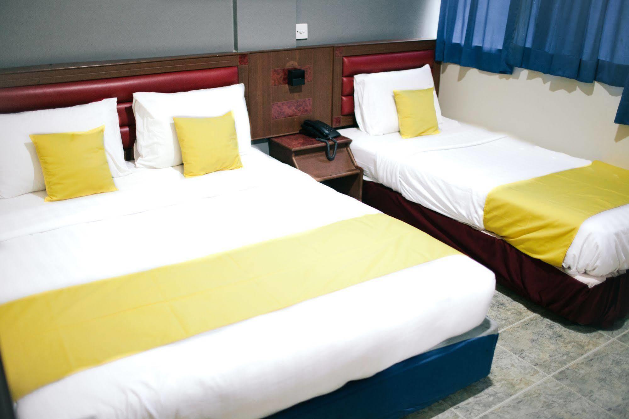 Hotel Gloris Batam Екстер'єр фото